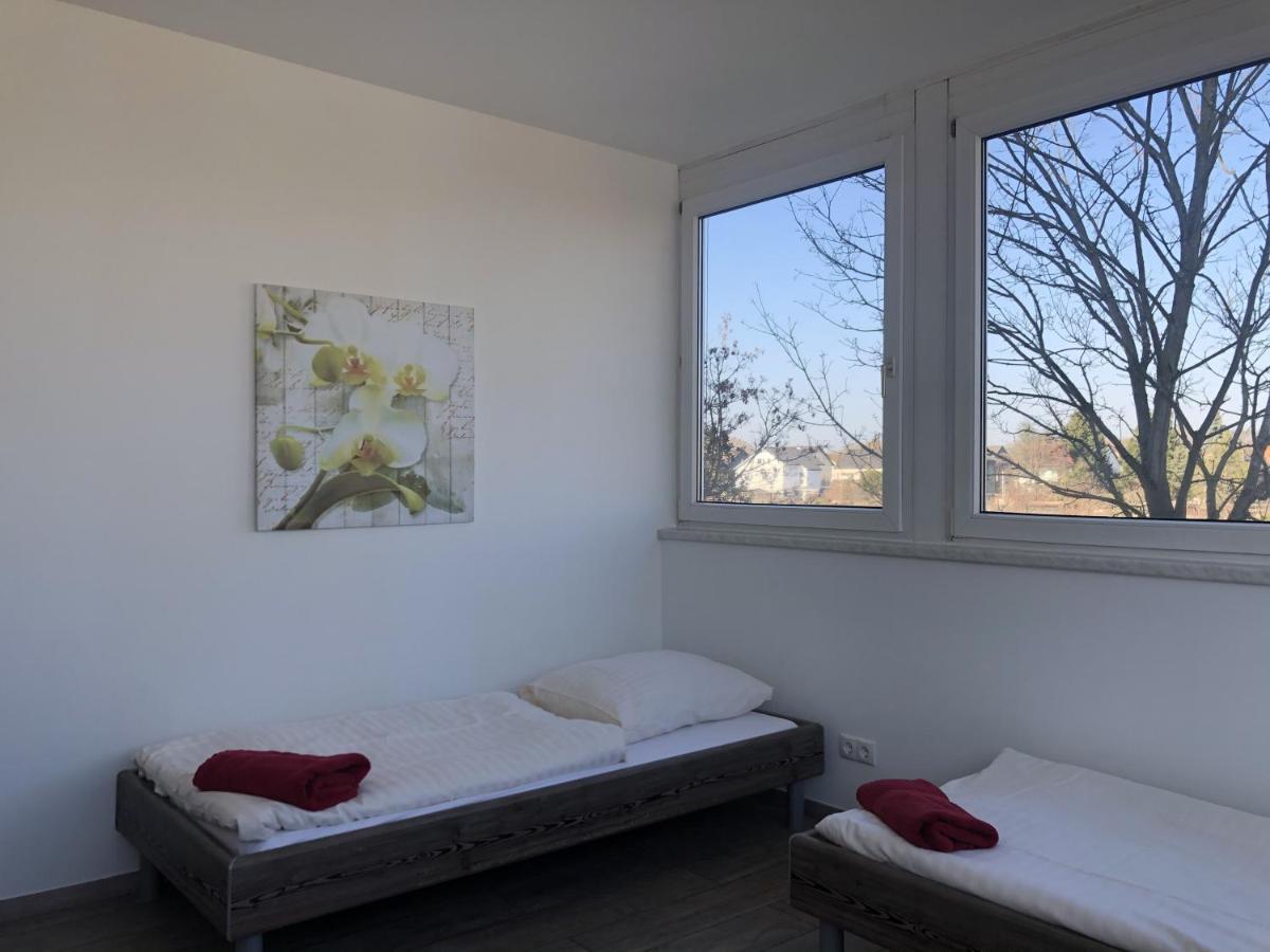 Pension Gaestehaus Kautz كارلسروه المظهر الخارجي الصورة