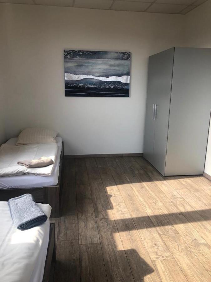 Pension Gaestehaus Kautz كارلسروه المظهر الخارجي الصورة